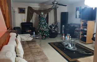 2-комнатная квартира в кондо 127 м² в Вест-Энде за $350 000