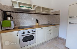 9-комнатный дом 255 м² в Kras за 1 200 000 €