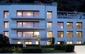 Квартира на озере Комо, Италия за 2 100 € в неделю