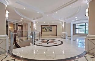3-комнатная квартира в Норт-Йорке за C$1 169 000