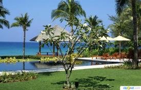 Элитная вилла с террасой, бассейном, видом на море и просторным участком в комфортабельной резиденции, недалеко от пляжа, Пхангнга, Таиланд за $5 500 000