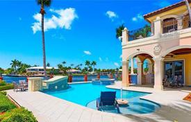 Великолепная вилла с задним двором, бассейном, террасами и гаражом, Форт-Лодердейл, США за $6 000 000