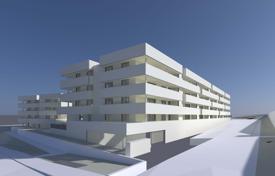 Новая трехкомнатная квартира на первом этаже, Лагуш, Фару, Португалия за 560 000 €