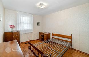 8-комнатный дом в Скарборо за C$1 327 000