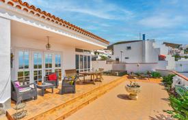 Солнечный и современный коттедж в Плае‑де-лас-Америкас, Тенерифе, Испания за 1 200 000 €