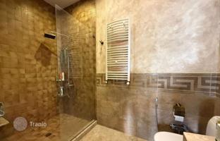 2-комнатная квартира 75 м² в Сабуртало за $150 000