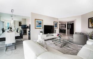 2-комнатная квартира в кондо 142 м² в Коллинз-авеню за $1 200 000
