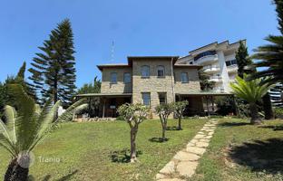 6-комнатная вилла 500 м² в Авсалларе за 110 501 000 TRY
