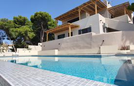 Современная вилла с бассейном и видом на море, Кранидион, Греция за 1 230 000 €