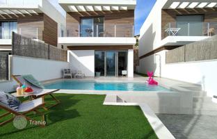 3-комнатная вилла 185 м² в Ориуэла Коста за 670 000 €