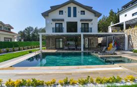 Новая вилла с панорамным видом и бассейном в Оваджике Фетхие за $446 000