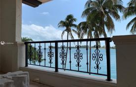 Меблированная квартира с видом на океан в резиденции на первой линии от пляжа, Майами-Бич, Флорида, США за $1 720 000