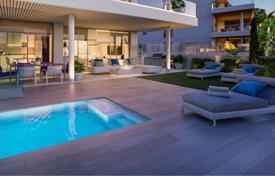 Новые апартаменты с садом и бассейном в охраняемой резиденции с бизнес-центром, спа и кинотеатром, Малага, Испания за 369 000 €