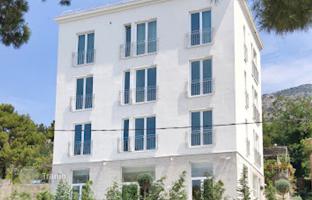 20-комнатный коттедж 735 м² в городе Бар за 1 400 000 €