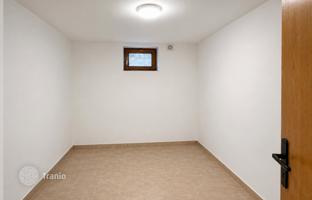 1-комнатная квартира 84 м² в Ровине за 208 000 €