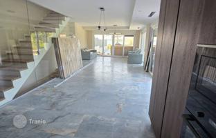 5-комнатный дом 254 м² в Порече за 1 500 000 €