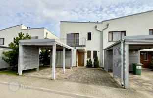 5-комнатный дом 167 м² в Пиньках за 380 000 €