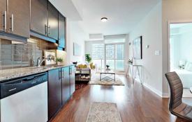 Квартира на Бэй-стрит, Олд Торонто, Торонто,  Онтарио,   Канада за C$688 000