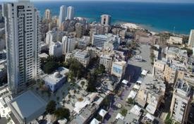 Комфортабельные апартаменты с террасой и парковкой в центре города, Нетания, Израиль за $715 000