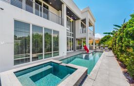 Роскошная вилла с задним двором, бассейном, террасой и двумя гаражами, Санни Айлс Бич, США за 4 327 000 €