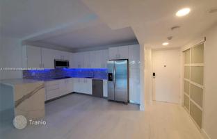 1-комнатная квартира в кондо 93 м² в Коллинз-авеню за $390 000
