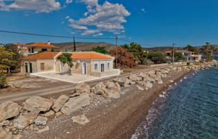 Отремонтированный дом прямо у моря в Асини, Пелопоннес, Греция за 295 000 €