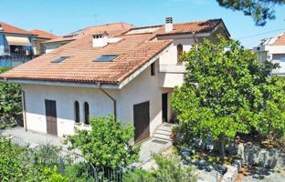 9-комнатная вилла 220 м² в Лигурии за 698 000 €
