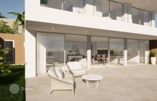 3-комнатная вилла 793 м² в Эштрейту-да-Кальета за 1 950 000 €
