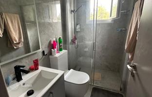 3-комнатный коттедж 200 м² в Тримиклини за 1 000 000 €