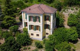 Меблированная историческая вилла с бассейном, большим парком и парковкой, Серравалле-Скривия, Италия за 891 000 €