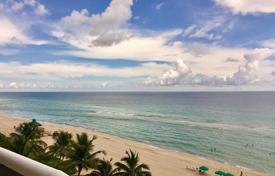 Меблированная квартира с видом на океан в резиденции на первой линии от пляжа, Санни Айлс Бич, Флорида, США за $1 262 000
