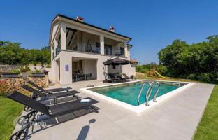 5-комнатный дом 167 м² в Лабине за 595 000 €