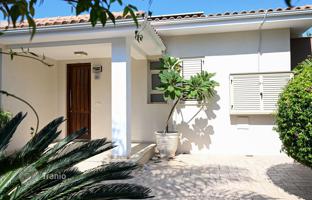 3-комнатная вилла 450 м² в Меса Хорио за 895 000 €