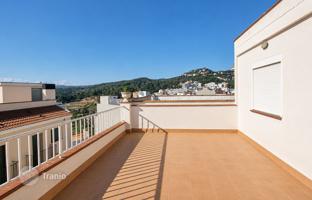 6-комнатный дом 214 м² в Льорет-де-Маре за 425 000 €