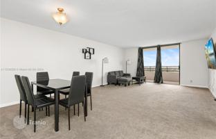 1-комнатная квартира в кондо 93 м² в Халландейл Бич за $315 000