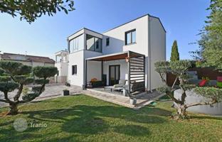 3-комнатный дом 85 м² в Порече за 395 000 €