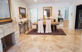 Уютный коттедж с задним двором и зоной отдыха, Майами, США за $995 000