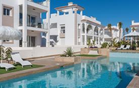 Пентхаус с солнечной террасой в закрытом жилом комплексе с зелеными зонами и бассейном, Сьюдад-Кесада, Испания за 259 000 €
