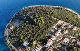 Земельный участок на первой линии от моря, Нечуям, Хорватия за 400 000 €