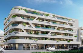 Жилой комплекс в центре города, с магазинами и садом на крыше, Ларнака, Кипр за От 328 000 €