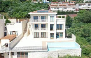 4-комнатная вилла 605 м² в городе Будва за 2 000 000 €