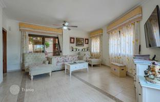 3-комнатный таунхаус 335 м² в Адехе за 650 000 €