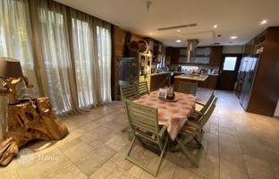 5-комнатный коттедж 350 м² в Лимасоле за 1 200 000 €
