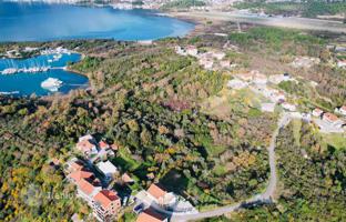 Земельный участок 3 789 м² в городе Тиват за 1 000 000 €