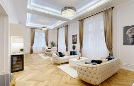 Изысканная просторная квартира в классическом стиле, район V (Белварош-Липотварош), Будапешт, Венгрия за 811 000 €