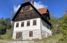 Традиционный дом в Згорне-Езерско, Крань, Словения за 395 000 €