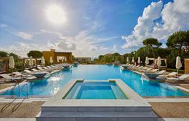 Закрытая резиденция с пляжем и полями для гольфа, Пелопоннес, Греция за От 660 000 €