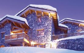 Шале в альпийском стиле на горнолыжном курорте Валь-д'Изер, Франция за 14 800 € в неделю