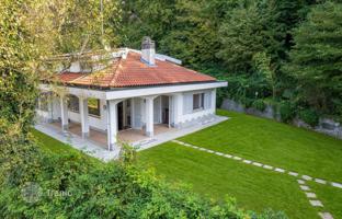 15-комнатная вилла в Каримате за 950 000 €