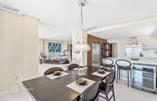 4-комнатный коттедж 328 м² в Аликанте за 1 570 000 €